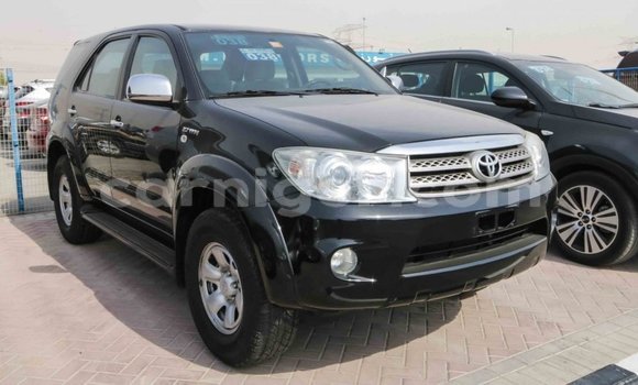 Sayi Imported Toyota Fortuner Black Mota in Import - Dubai a Agadez Sayi Imported Toyota Fortuner Black Mota in Import - Dubai a Agadez