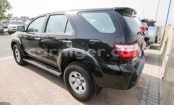 Sayi Imported Toyota Fortuner Black Mota in Import - Dubai a Agadez Sayi Imported Toyota Fortuner Black Mota in Import - Dubai a Agadez