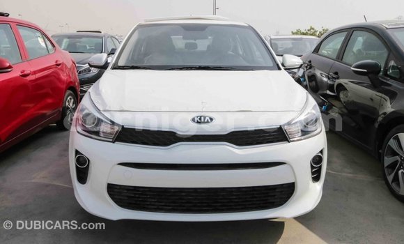 Acheter Import Voiture Kia Rio Blanc à Import - Dubai, Agadez Acheter Import Voiture Kia Rio Blanc à Import - Dubai, Agadez