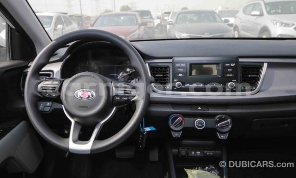 Acheter Import Voiture Kia Rio Blanc à Import - Dubai, Agadez Acheter Import Voiture Kia Rio Blanc à Import - Dubai, Agadez