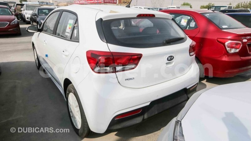 Big with watermark kia rio agadez import dubai 5030