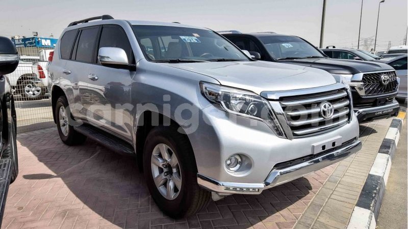 Big with watermark toyota prado agadez import dubai 5031