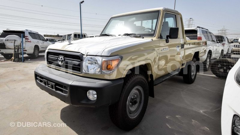 Big with watermark toyota land cruiser agadez import dubai 5034