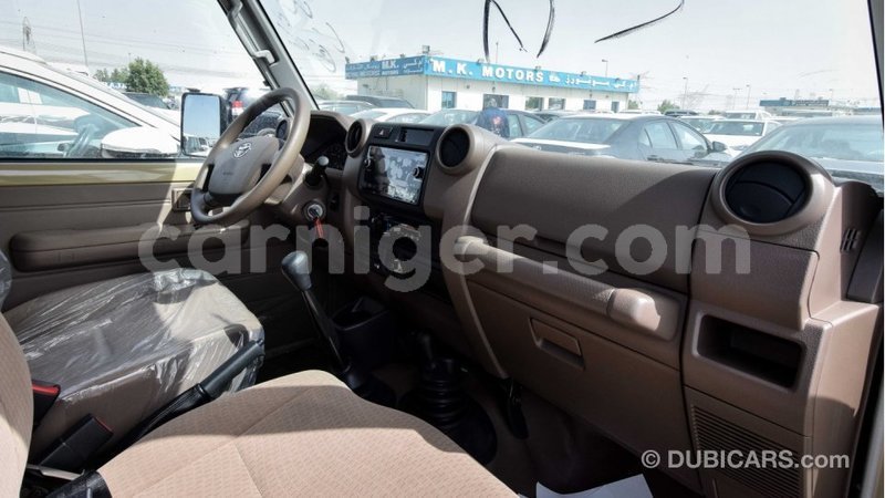 Big with watermark toyota land cruiser agadez import dubai 5034