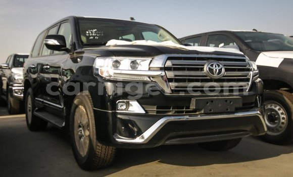 Acheter Import Utilitaire Toyota Land Cruiser Noir à Import - Dubai, Agadez Acheter Import Utilitaire Toyota Land Cruiser Noir à Import - Dubai, Agadez