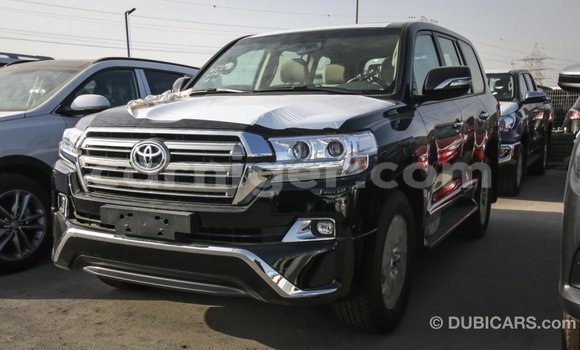 Acheter Import Utilitaire Toyota Land Cruiser Noir à Import - Dubai, Agadez Acheter Import Utilitaire Toyota Land Cruiser Noir à Import - Dubai, Agadez