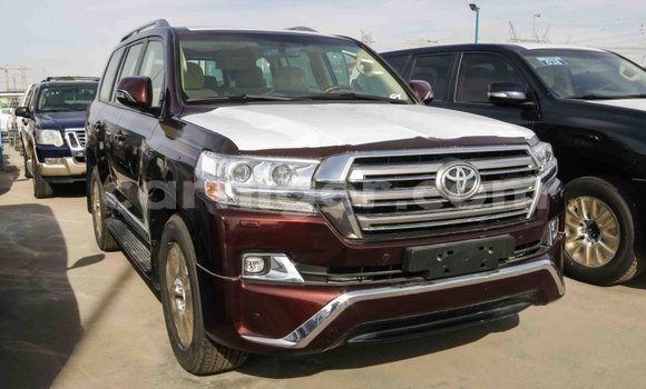 Buy Import Toyota Land Cruiser Other Truck in Import - Dubai in Agadez Buy Import Toyota Land Cruiser Other Truck in Import - Dubai in Agadez