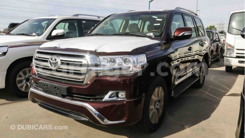 Big with watermark toyota land cruiser agadez import dubai 5042