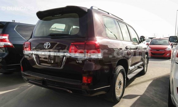 Buy Import Toyota Land Cruiser Other Truck in Import - Dubai in Agadez Buy Import Toyota Land Cruiser Other Truck in Import - Dubai in Agadez