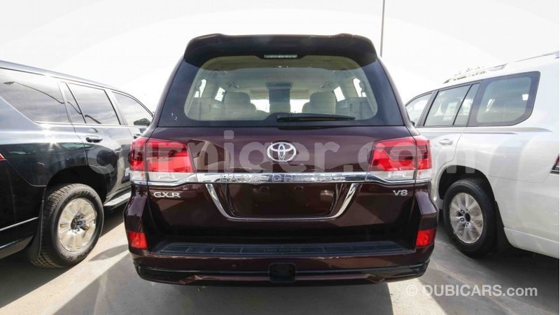 Big with watermark toyota land cruiser agadez import dubai 5042