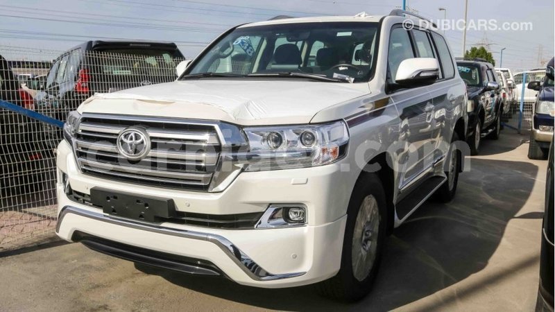 Big with watermark toyota land cruiser agadez import dubai 5043