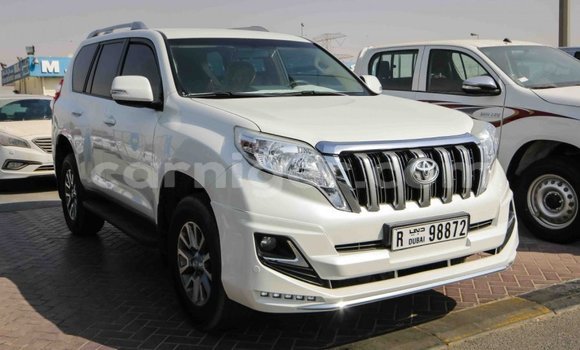 Sayi Imported Toyota Prado White Mota in Import - Dubai a Agadez Sayi Imported Toyota Prado White Mota in Import - Dubai a Agadez