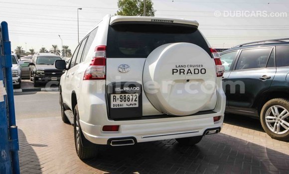 Sayi Imported Toyota Prado White Mota in Import - Dubai a Agadez Sayi Imported Toyota Prado White Mota in Import - Dubai a Agadez