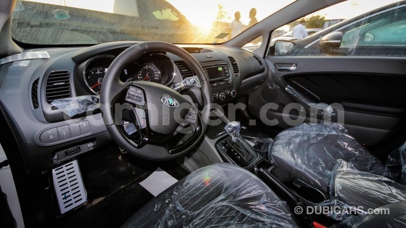 Big with watermark kia cerato agadez import dubai 5048