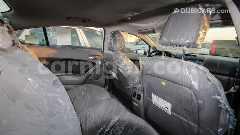 Big with watermark kia cerato agadez import dubai 5048