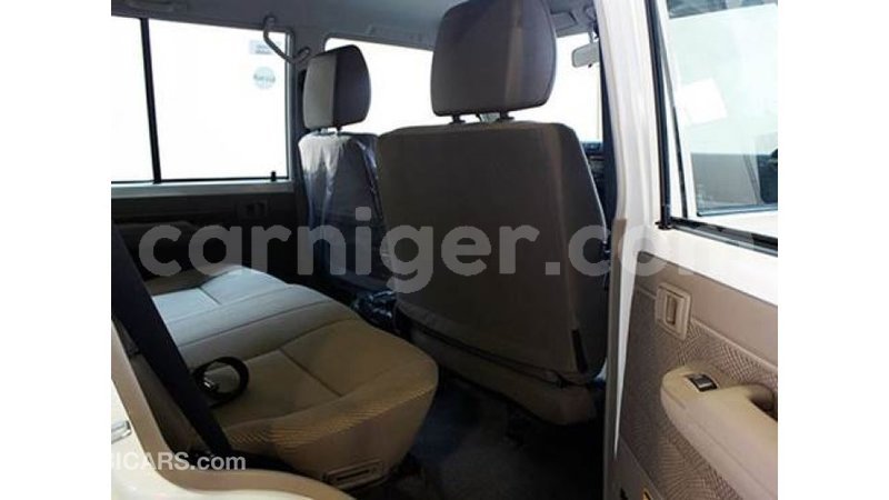 Big with watermark toyota land cruiser agadez import dubai 5049