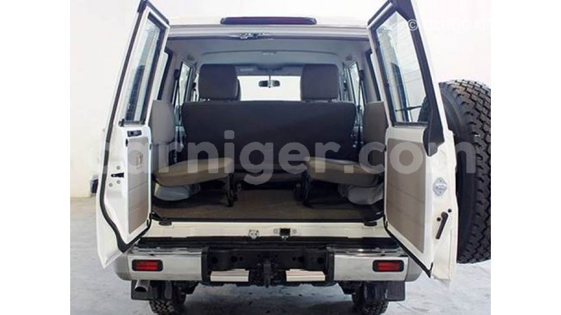 Big with watermark toyota land cruiser agadez import dubai 5049