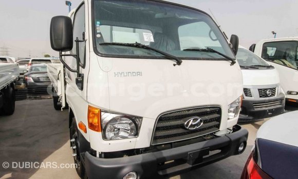 Buy Import Hyundai Chorus White Truck in Import - Dubai in Agadez Buy Import Hyundai Chorus White Truck in Import - Dubai in Agadez