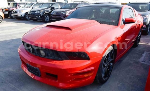 Sayi Imported Ford Mustang Red Mota in Import - Dubai a Agadez Sayi Imported Ford Mustang Red Mota in Import - Dubai a Agadez