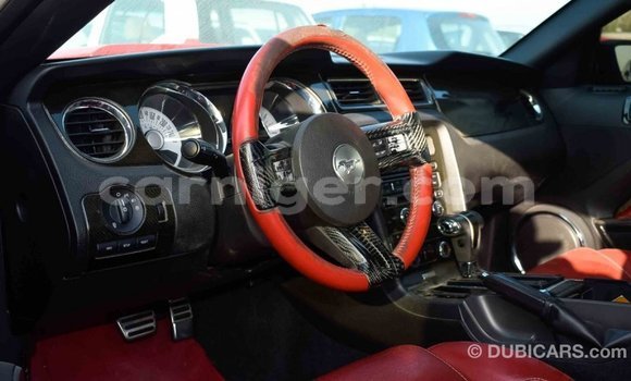Sayi Imported Ford Mustang Red Mota in Import - Dubai a Agadez Sayi Imported Ford Mustang Red Mota in Import - Dubai a Agadez