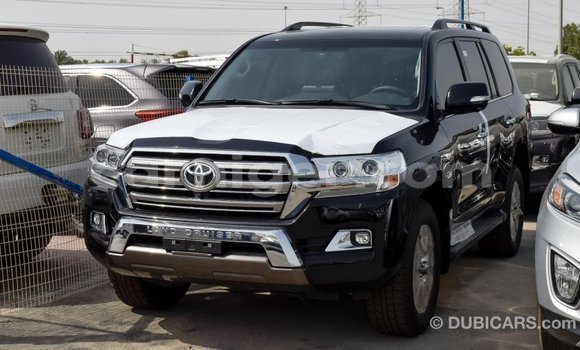 Sayi Imported Toyota Land Cruiser Black Babbar mota in Import - Dubai a Agadez Sayi Imported Toyota Land Cruiser Black Babbar mota in Import - Dubai a Agadez