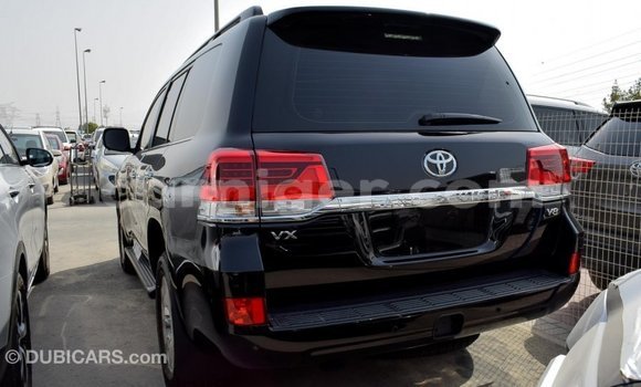 Sayi Imported Toyota Land Cruiser Black Babbar mota in Import - Dubai a Agadez Sayi Imported Toyota Land Cruiser Black Babbar mota in Import - Dubai a Agadez