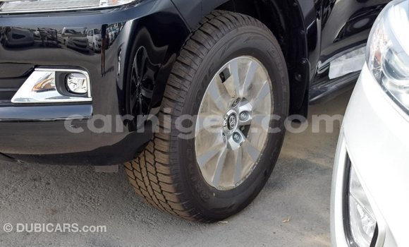Sayi Imported Toyota Land Cruiser Black Babbar mota in Import - Dubai a Agadez Sayi Imported Toyota Land Cruiser Black Babbar mota in Import - Dubai a Agadez