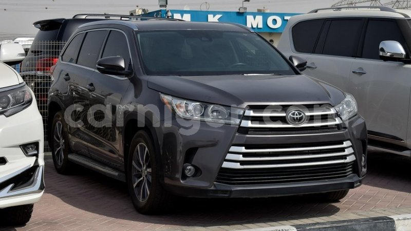 Big with watermark toyota highlander agadez import dubai 5065