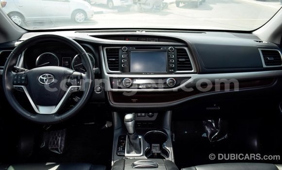 Buy Import Toyota Highlander Other Car in Import - Dubai in Agadez Buy Import Toyota Highlander Other Car in Import - Dubai in Agadez