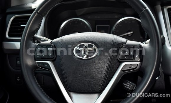 Buy Import Toyota Highlander Other Car in Import - Dubai in Agadez Buy Import Toyota Highlander Other Car in Import - Dubai in Agadez
