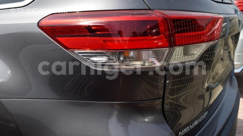 Big with watermark toyota highlander agadez import dubai 5065