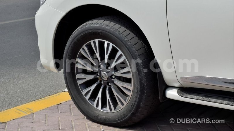 Big with watermark nissan patrol agadez import dubai 5066