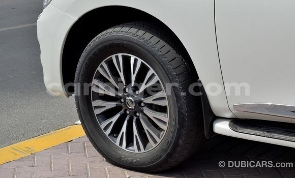 Acheter Import Voiture Nissan Patrol Blanc à Import - Dubai, Agadez Acheter Import Voiture Nissan Patrol Blanc à Import - Dubai, Agadez