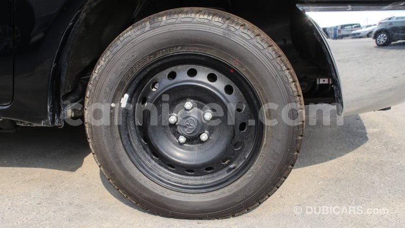 Big with watermark toyota hilux agadez import dubai 5069