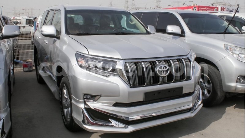 Big with watermark toyota prado agadez import dubai 5072