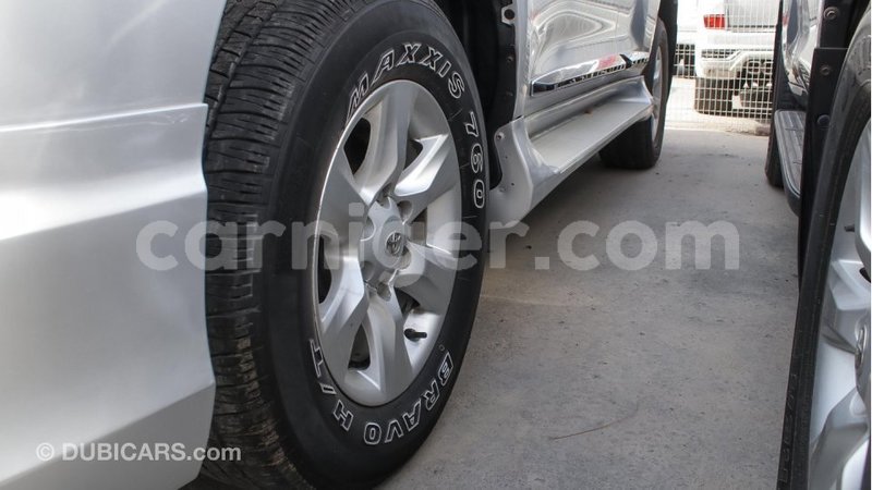 Big with watermark toyota prado agadez import dubai 5072