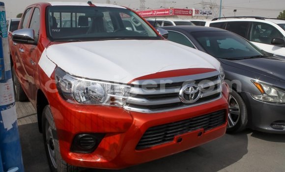 Sayi Imported Toyota Hilux Other Mota in Import - Dubai a Agadez Sayi Imported Toyota Hilux Other Mota in Import - Dubai a Agadez
