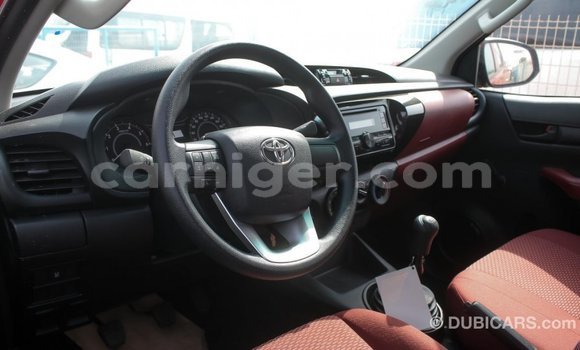 Sayi Imported Toyota Hilux Other Mota in Import - Dubai a Agadez Sayi Imported Toyota Hilux Other Mota in Import - Dubai a Agadez