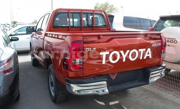 Sayi Imported Toyota Hilux Other Mota in Import - Dubai a Agadez Sayi Imported Toyota Hilux Other Mota in Import - Dubai a Agadez