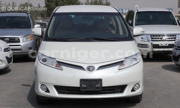 Buy Import Toyota Previa White Car in Import - Dubai in Agadez Buy Import Toyota Previa White Car in Import - Dubai in Agadez