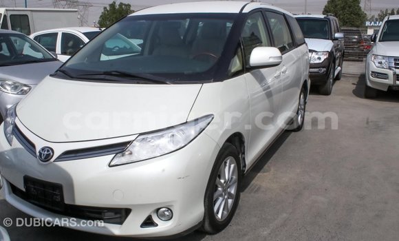Buy Import Toyota Previa White Car in Import - Dubai in Agadez Buy Import Toyota Previa White Car in Import - Dubai in Agadez