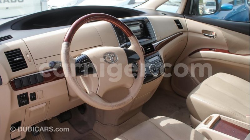 Big with watermark toyota previa agadez import dubai 5074