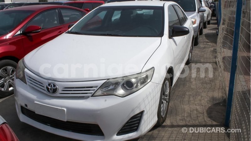 Big with watermark toyota camry agadez import dubai 5075