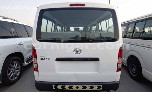 Buy Import Toyota Hiace White Car in Import - Dubai in Agadez Buy Import Toyota Hiace White Car in Import - Dubai in Agadez
