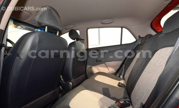 Sayi Imported Hyundai i10 Red Mota in Import - Dubai a Agadez Sayi Imported Hyundai i10 Red Mota in Import - Dubai a Agadez
