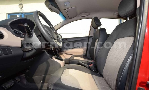 Sayi Imported Hyundai i10 Red Mota in Import - Dubai a Agadez Sayi Imported Hyundai i10 Red Mota in Import - Dubai a Agadez