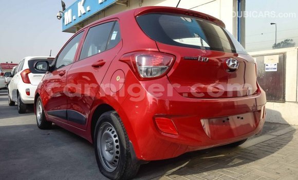Sayi Imported Hyundai i10 Red Mota in Import - Dubai a Agadez Sayi Imported Hyundai i10 Red Mota in Import - Dubai a Agadez