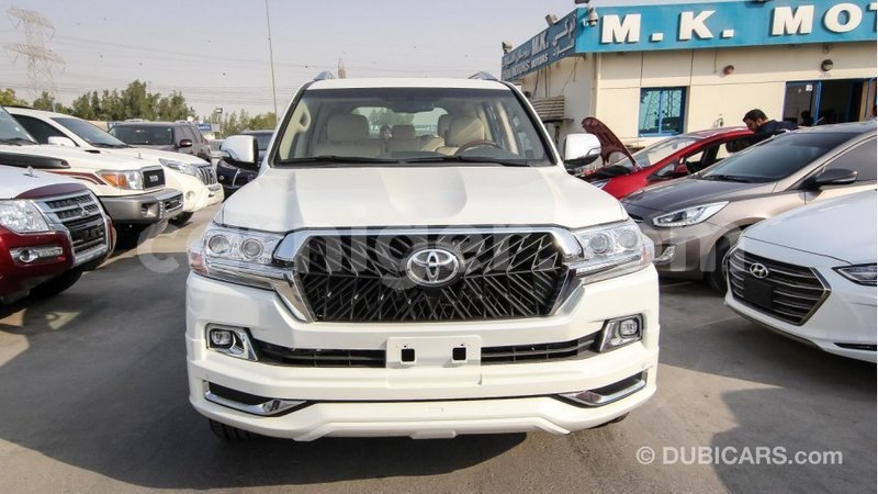 Big with watermark toyota land cruiser agadez import dubai 5081