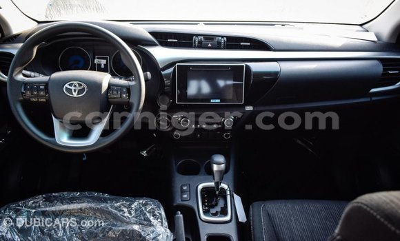 Buy Import Toyota Hilux White Car in Import - Dubai in Agadez Buy Import Toyota Hilux White Car in Import - Dubai in Agadez