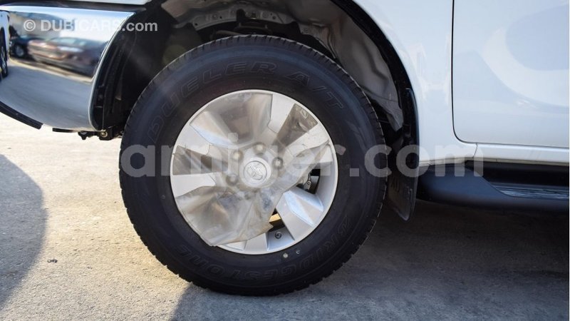 Big with watermark toyota hilux agadez import dubai 5082